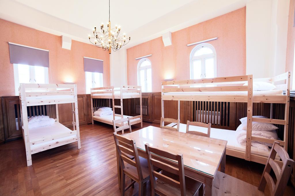 Pronova Hotell & Vandrarhem Норчёпинг Экстерьер фото